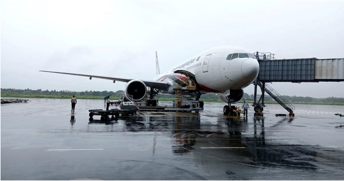 Hajj-flight-on-the-runway-was-off-2-hours-off-Shah-deposit