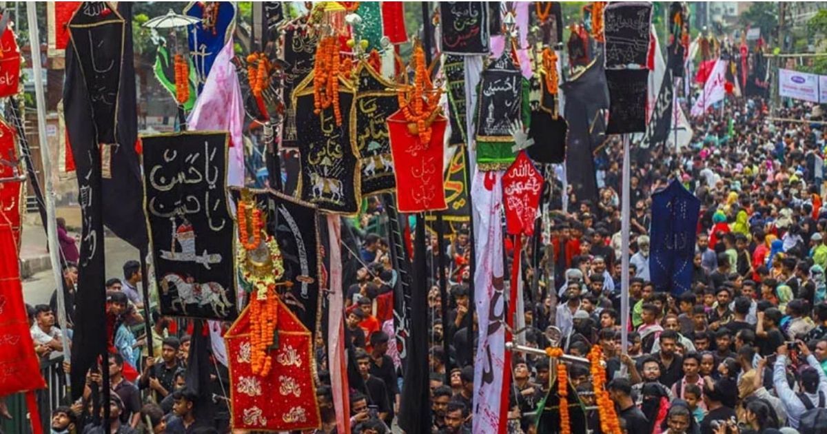 Tajiya-procession-came-out-in-old-Dhaka-on-the-occasion-of-Ashura