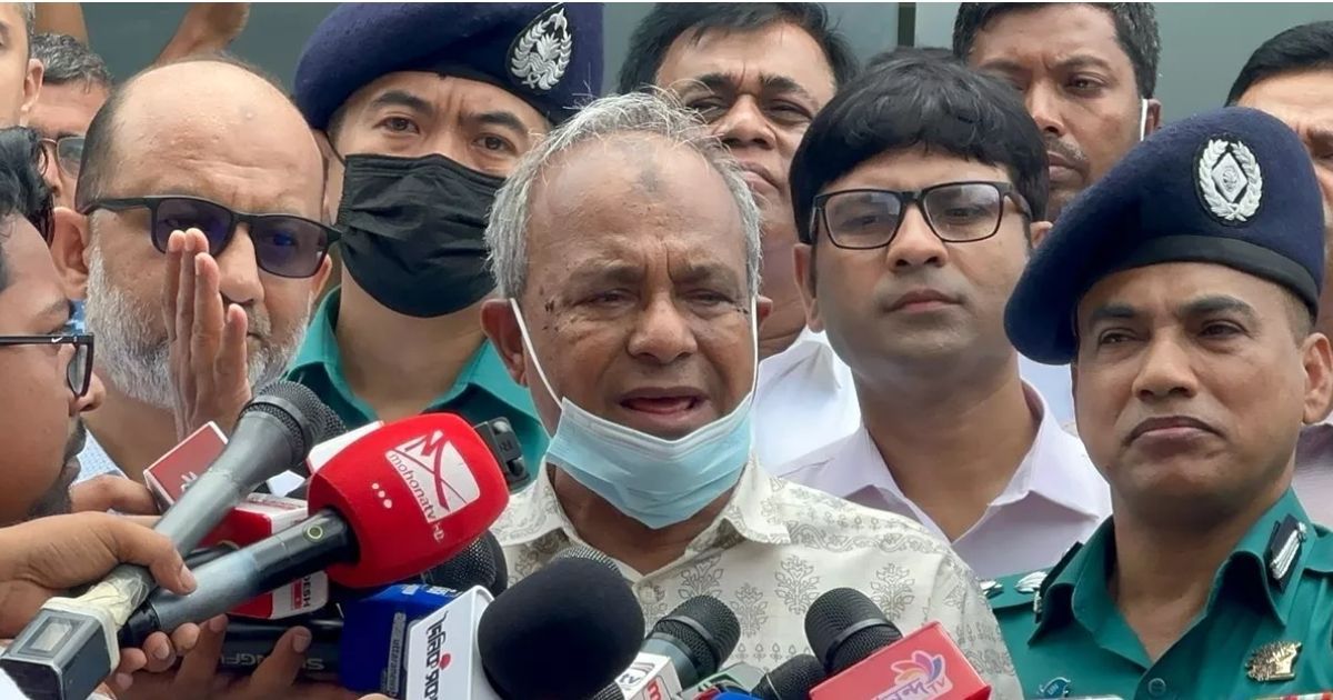 Returning-Malaysia---Not-Bangladeshi-militant-Home-Advisor