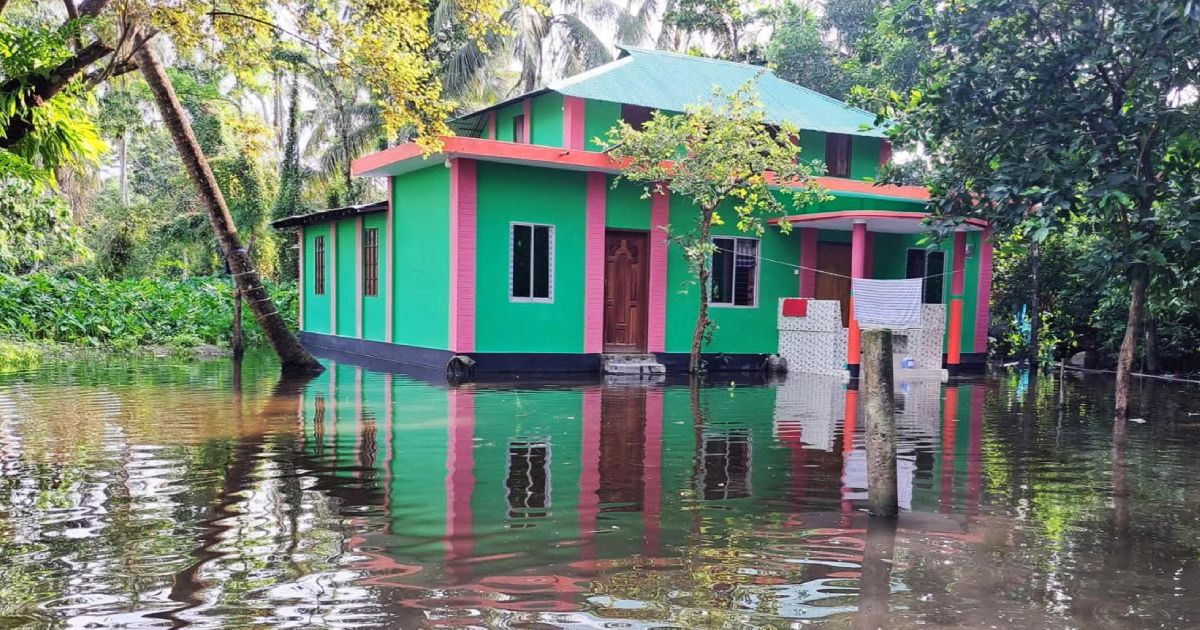 In-Jhalakathi-Krishnakathi-200-families-are-being-blamed-for-the-municipal-authorities
