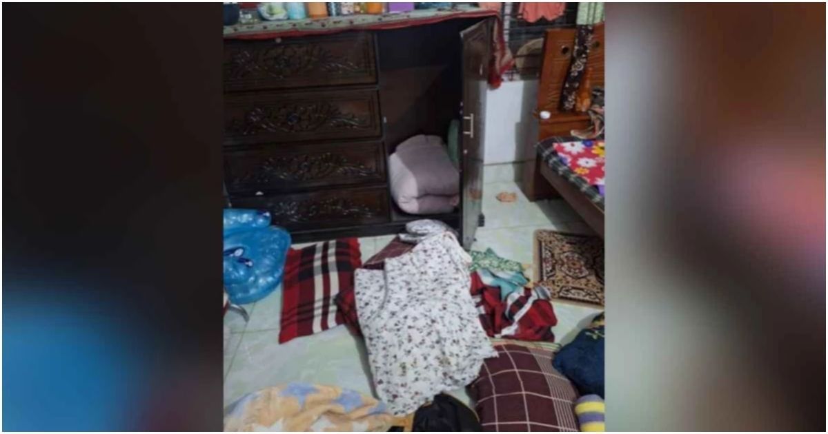 কুষ্টিয়ায়-অস্ত্রের-মুখে-প্রবাসীর-বাড়িতে-ভাঙচুর-লুটপাটের-অভিযোগ