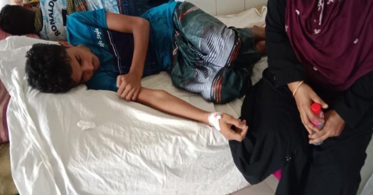 স্মার্টফোন না পেয়ে দশম শ্রেণির শিক্ষার্থীর আত্মহত্যার চেষ্টা