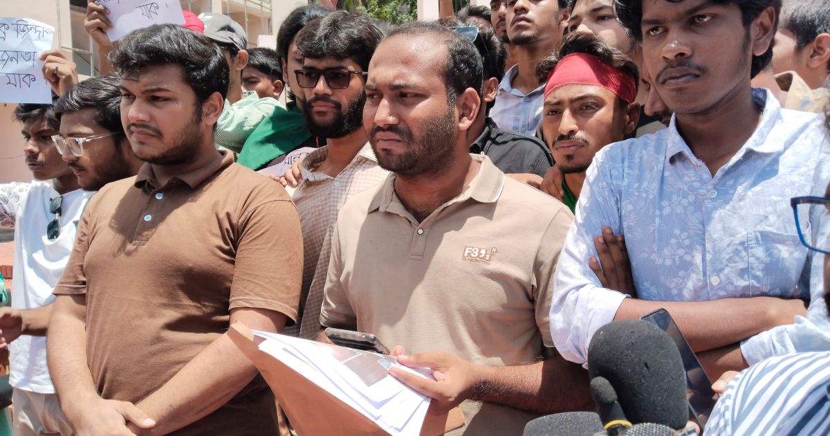 Health-Director-General-came-to-Barisal-and-gave-a-provocative-statement-that-the-attack-took-place-Mohiuddin-Roni