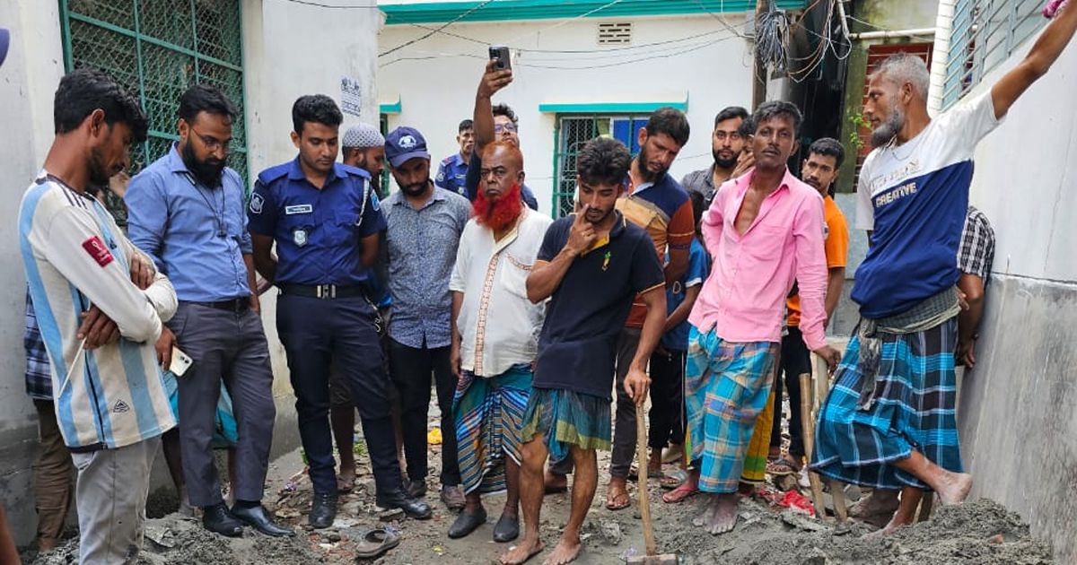 ‘‘অবৈধ গ্যাস সংযোগ উচ্ছেদে তিতাস গ্যাস কর্তৃক সাঁড়াশি অভিযান, জরিমানা আদায়’’