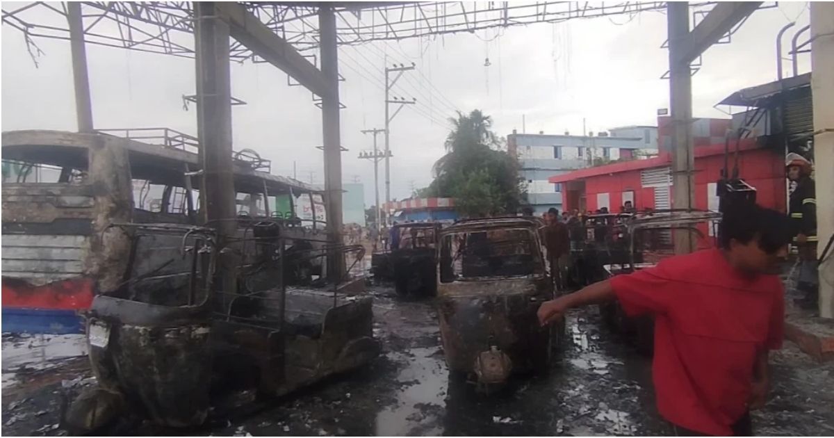 Habiganj-fire-at-CNG-Filling-Station-burned-5-cars