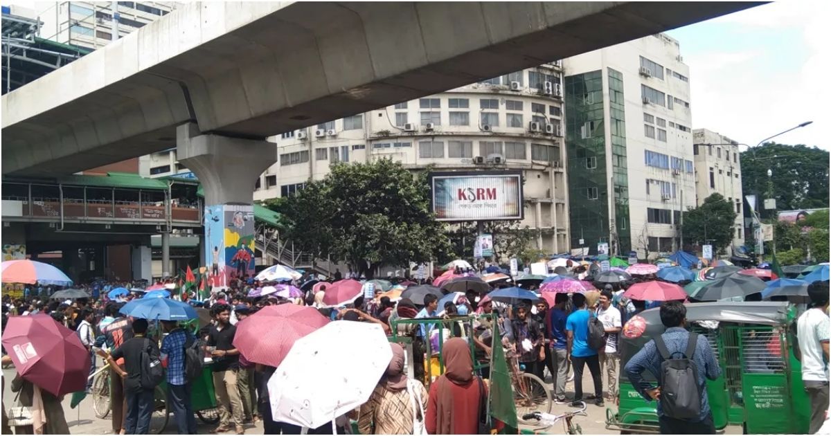 BUET-students-are-still-in-Shahbag-blockade-today