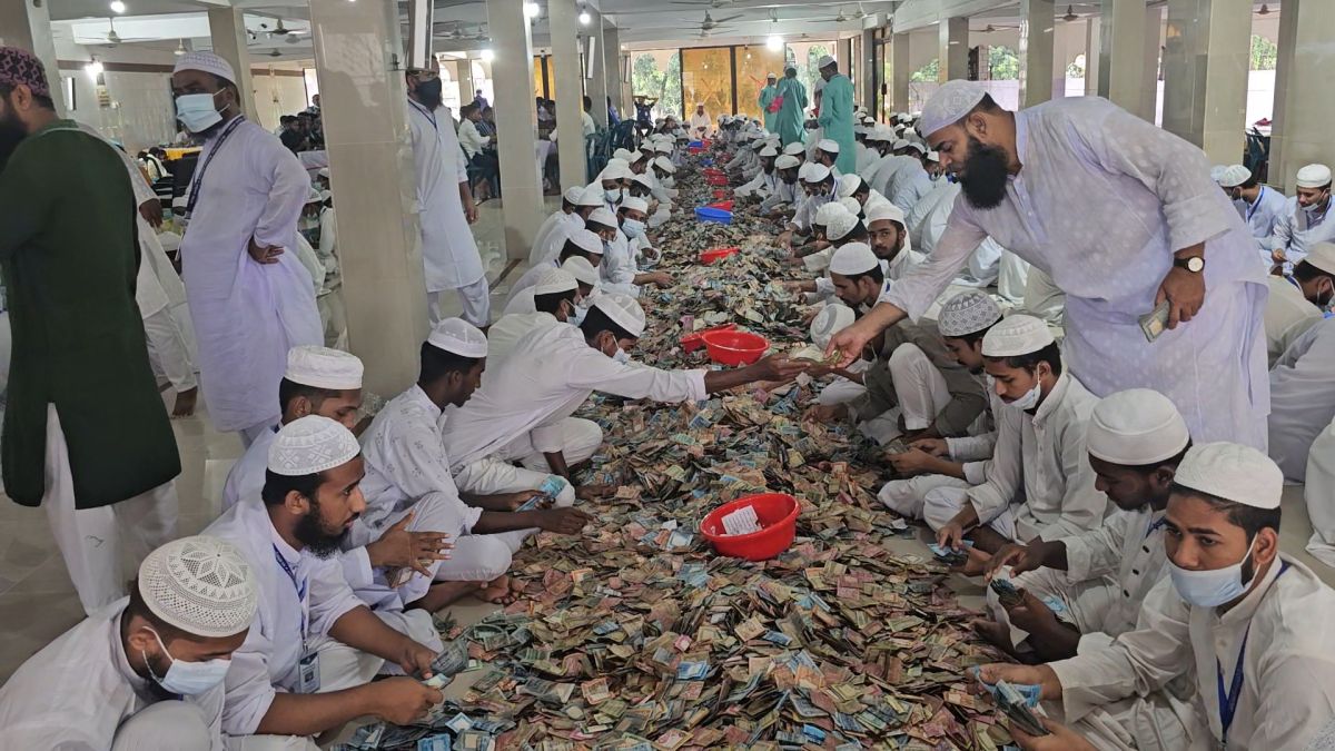 At-Kishoreganj-Pagla-Mosques-donbux-is-Tk-125-million-this-time