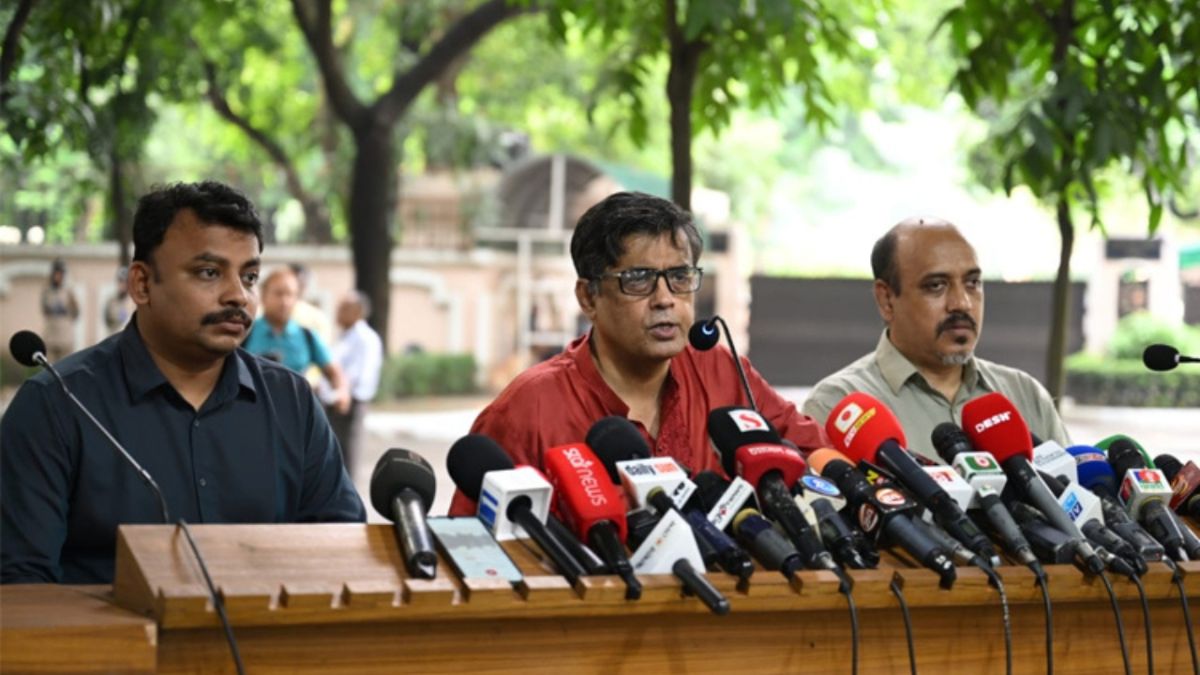 Meeting-of-the-Chief-Advisor-with-that-party-Press-Secretary
