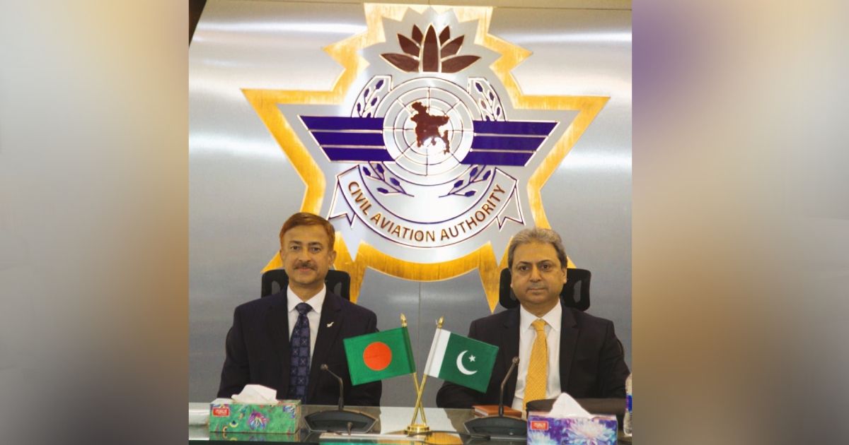 Courtesy-of-the-Director-General-of-the-Pakistan-Civil-Aviation-Authority-with-the-Baby-Chairman