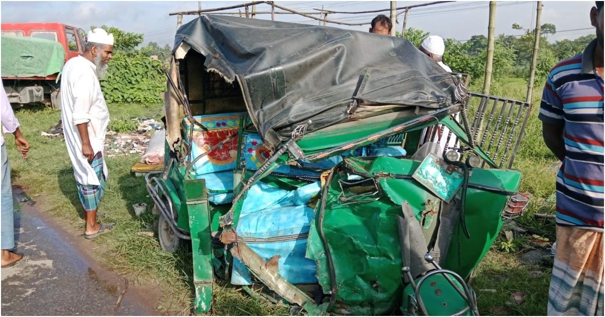 Killed-in-a-road-accident-in-Singhair-2-injured-2