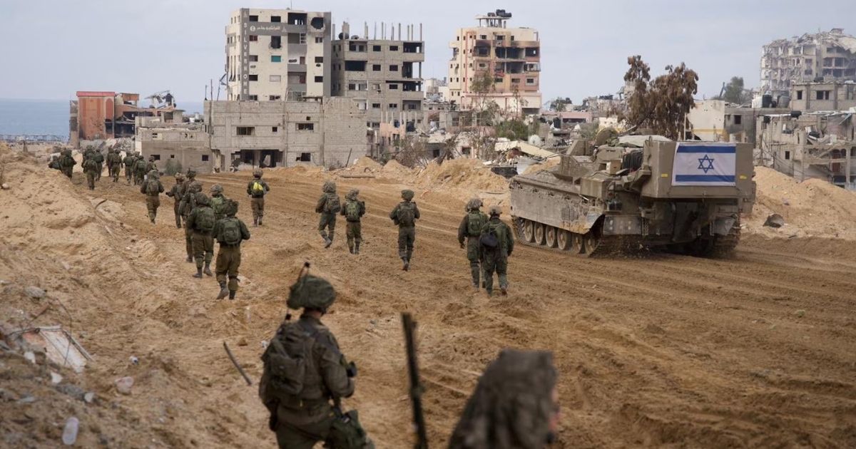 Israeli-army-attacks-Hamas-multi--storeyed-buildings-in-Gaza