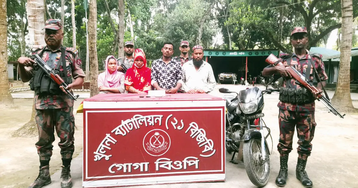 Six-Bangladeshis-detained-while-traveling-to-India-through-Sharsha-border