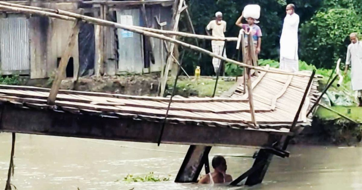 Breaks-in-Patharghata-Nachpara-breaking-two-bridges