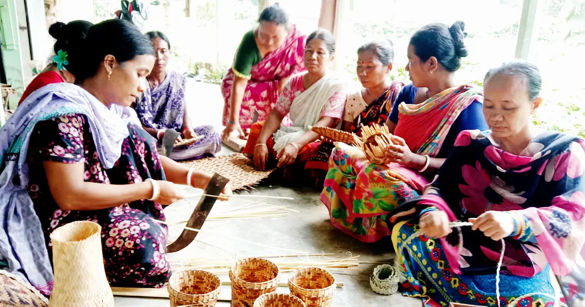 Garo-Coach-Women-are-being-manufactured-in-the-hands-of-women