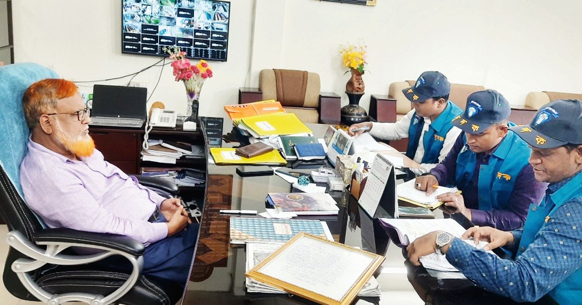ACC-operations-at-Sirajganj-Government-College-on-charges-of-irregularities