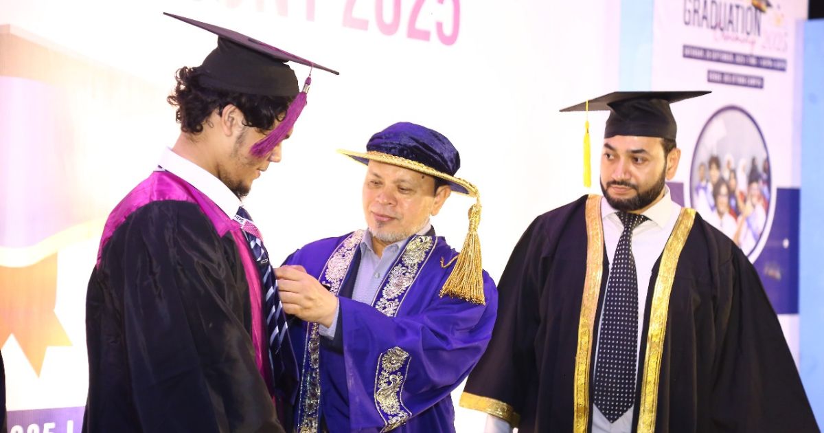 ড্যাফোডিল-ইন্টারন্যাশনাল-স্কুলের-গ্র‍্যাজুয়েশন-অনুষ্ঠান-উপলক্ষে-ক্যাম্পাসে-উৎসবের-আমেজ।