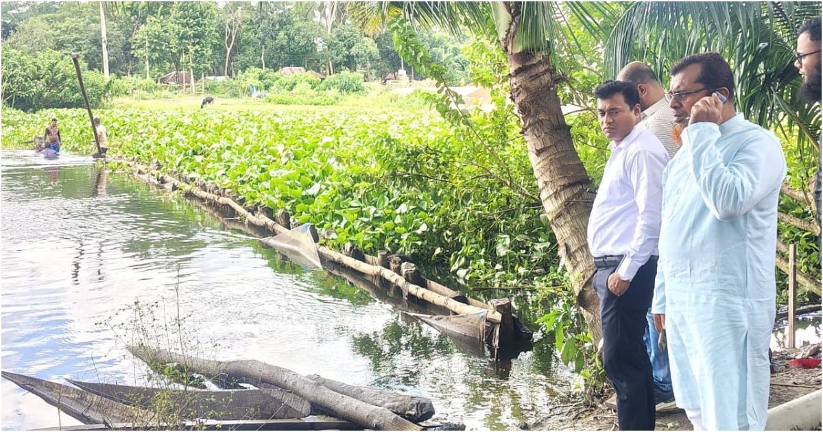 The-Daily-News-Release-of-News-in-Bengal-is-the-Dam-of-the-Ghaghar-River