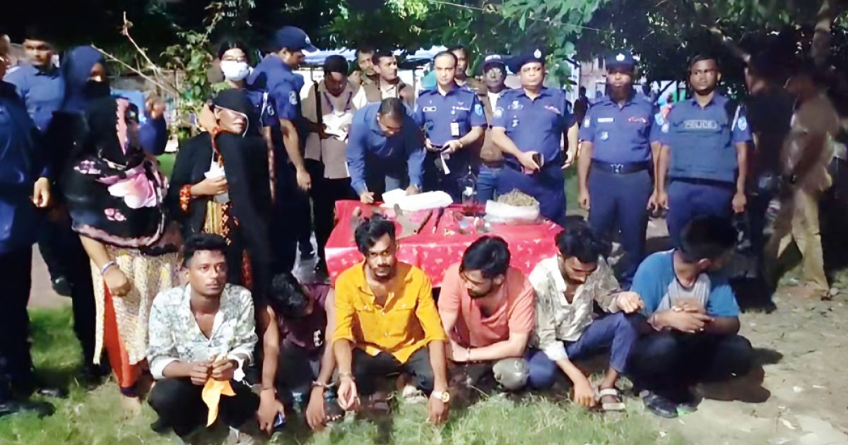 Joint-forces-were-arrested-in-the-Gymkhana-area-of-​​Narayanganj