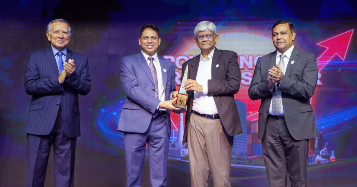 বাংলাদেশ-বিজনেস-অ্যাওয়ার্ডে-আবারো-বর্ষসেরা-প্রতিষ্ঠানের-সম্মাননা-পেলো-ওয়ালটন