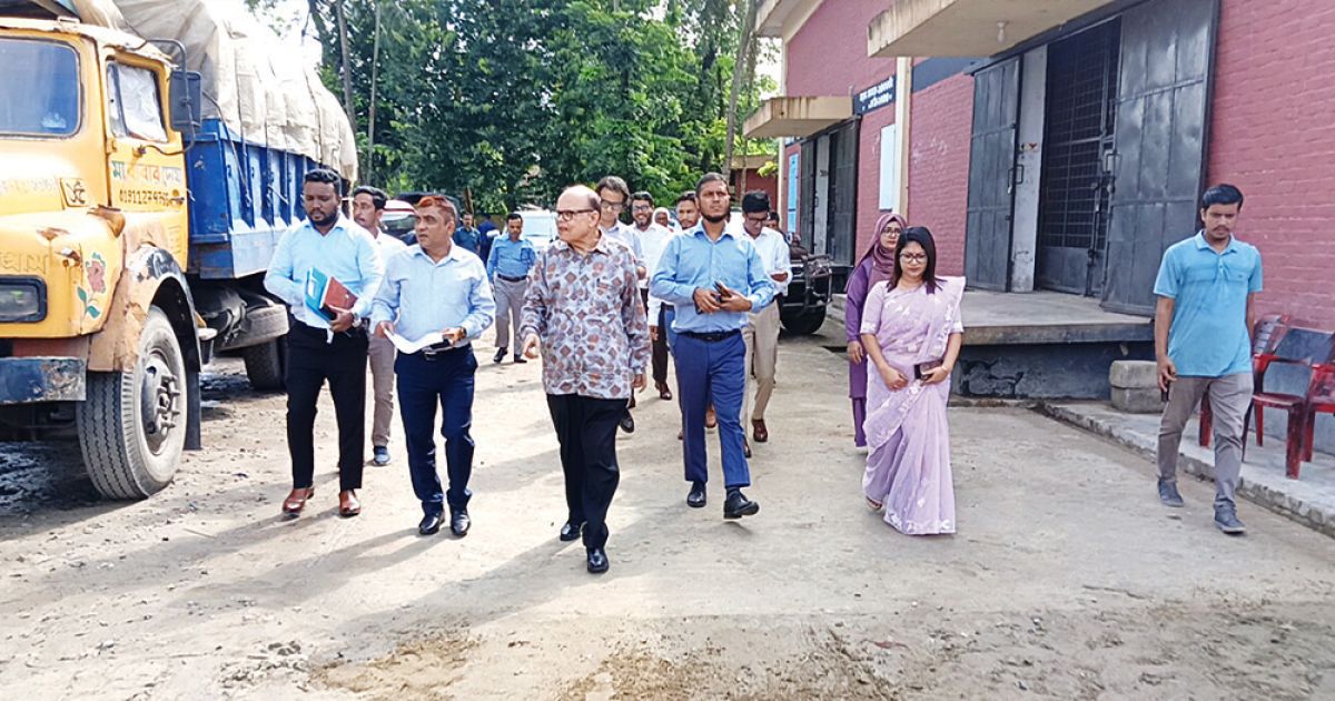 There-has-been-visible-progress-in-the-construction-of-warehouse-in-Anwara