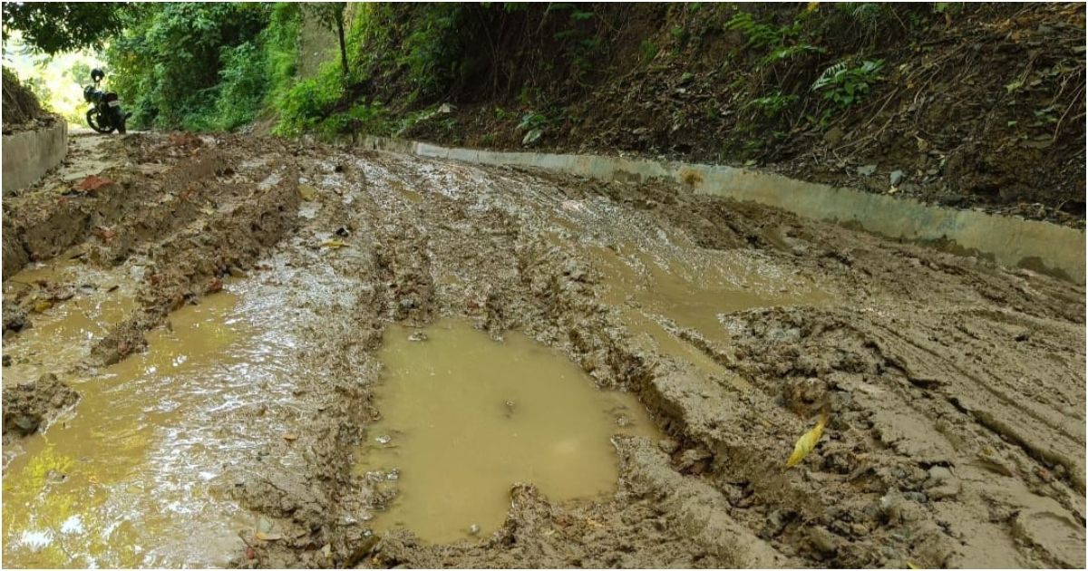 Fatikchari---Mirasarai-suffer-from-the-road