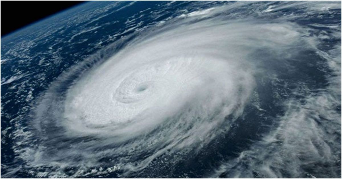 Cyclone-power-in-the-Bay-of-Bengal 