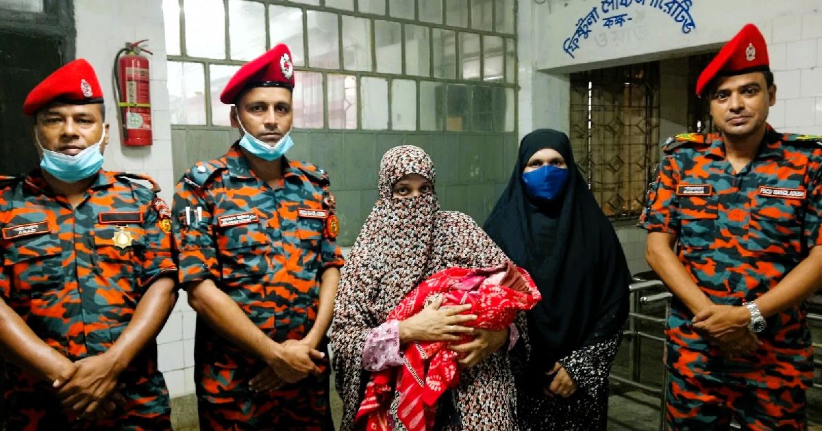 The-son-was-born-in-the-house-of-martyr-firefighter-Nurul-Huda-in-the-fire