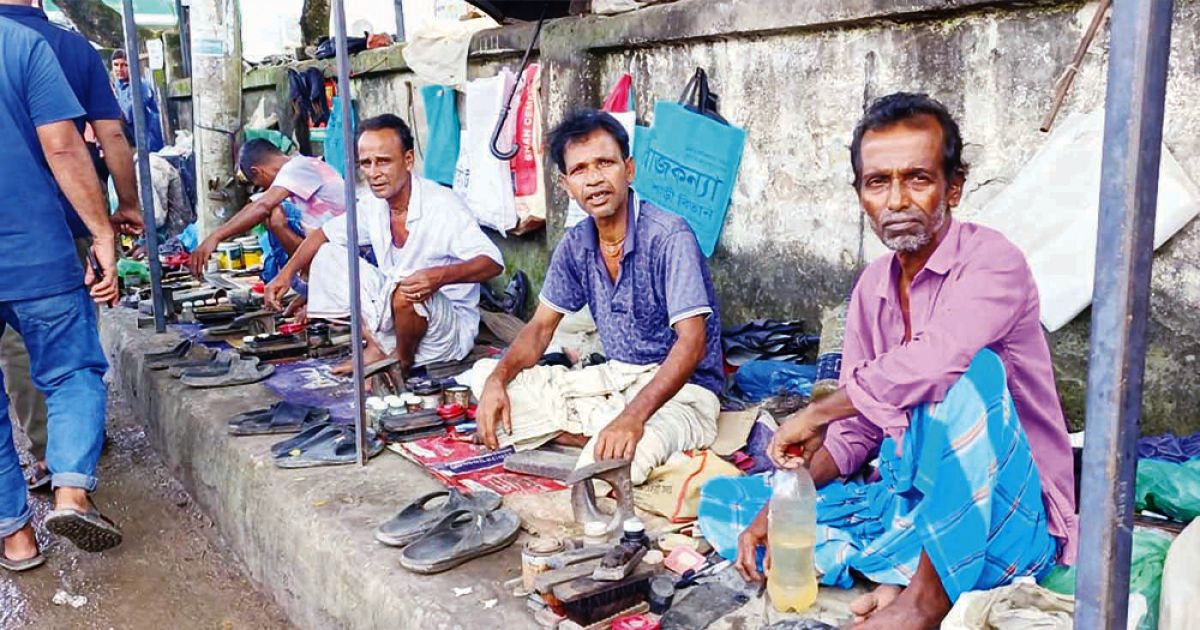 Daudkandis-half-a-hundred-marginal-fishermen-in-the-struggle-of-life