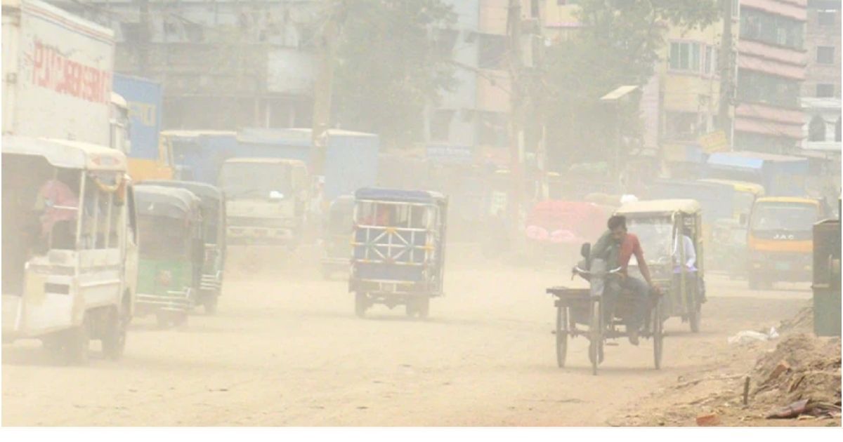 What-is-the-position-of-Lahore-Dhaka-at-the-top-of-air-pollution?