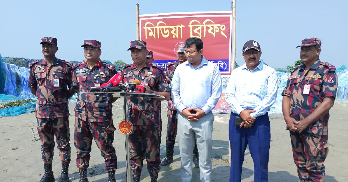 দৌলতপুর সীমান্তে ১৪ কোটি টাকার অবৈধ জাল ধ্বংস