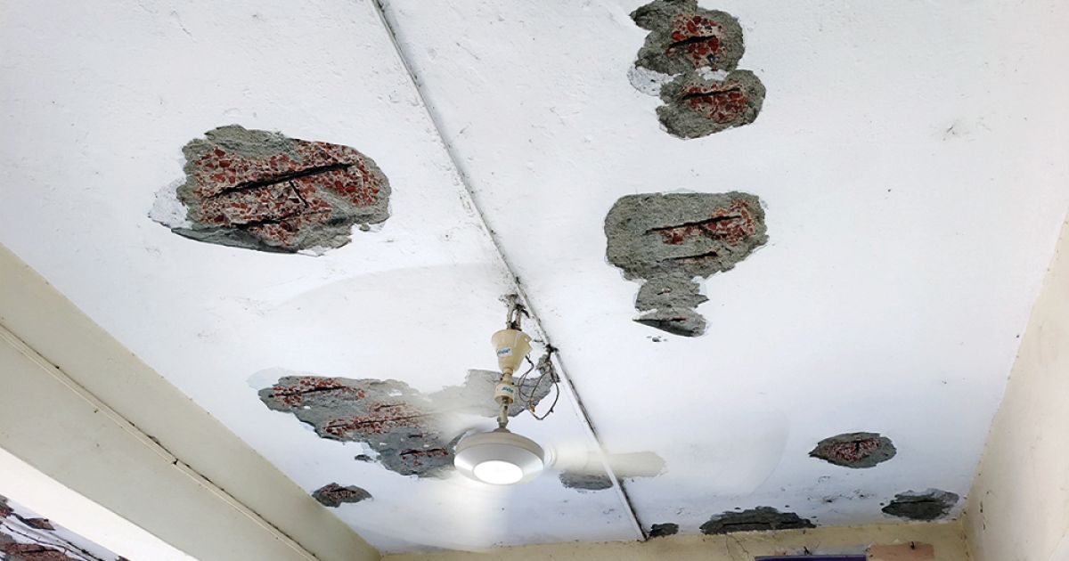 Palestinians-are-risking-medical-care-from-the-roof