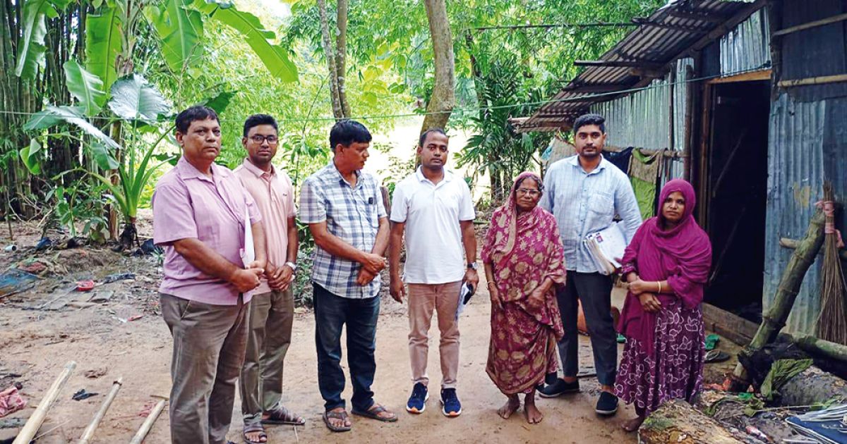 মানবিক-কর্মকাণ্ডে-প্রশংসিত-ইউএনও-মাখন-চন্দ্র-সূত্রধর