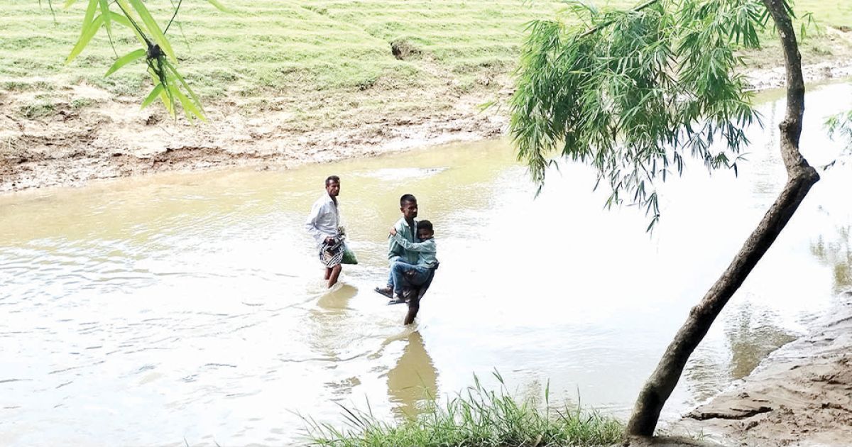Lakhs-of-people-are-suffering-due-to-lack-of-bridge-in-Bandarban