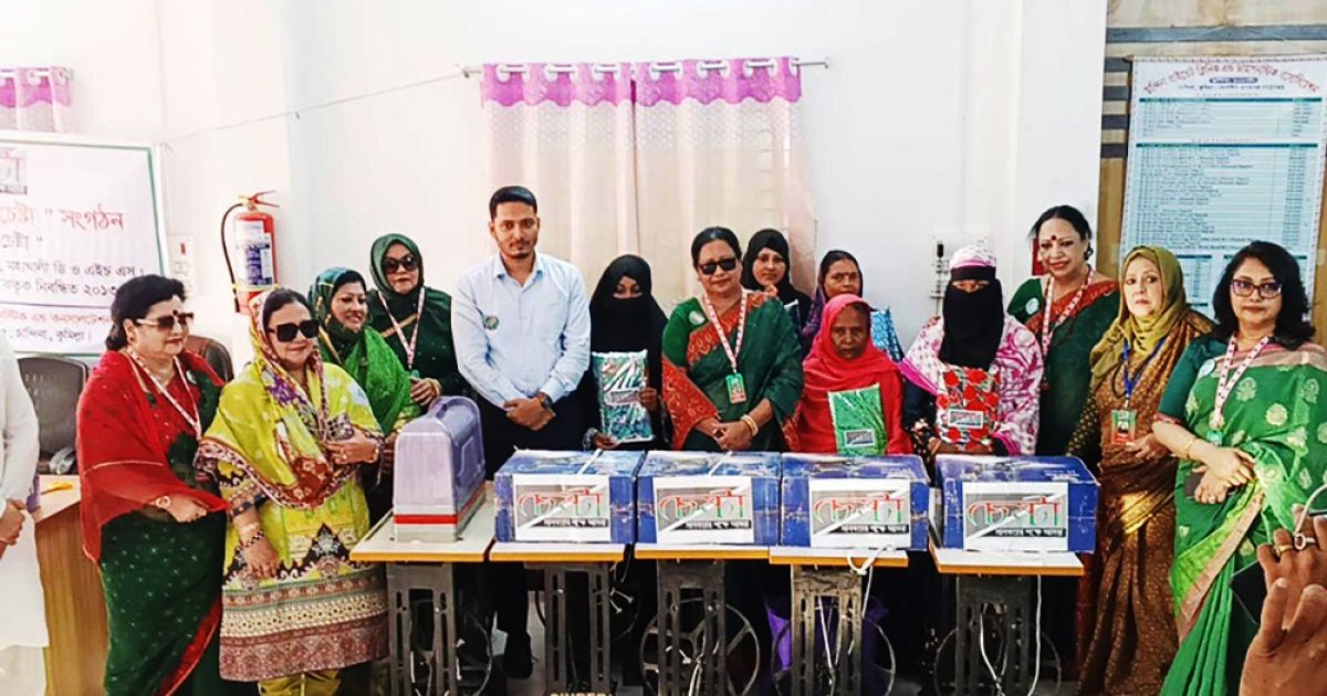 Distribution-of-sewing-machines-by-the-initiative-of-Shyya-Womens-Organization-in-Chandina