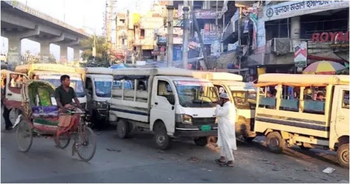 Rupganj-does-not-have-any-public-transport-passengers-suffering 