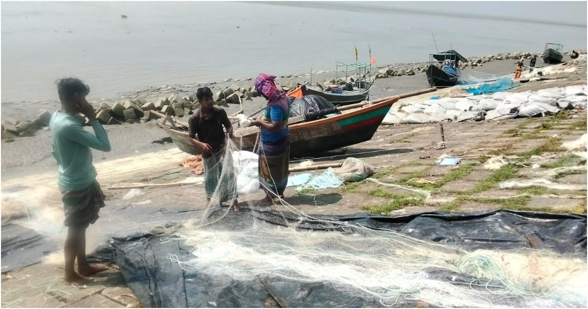 মেঘনায় ২২ দিনের নিষেধাজ্ঞা আজ শেষ, ইলিশ ধরার প্রস্তুতি জেলেদের