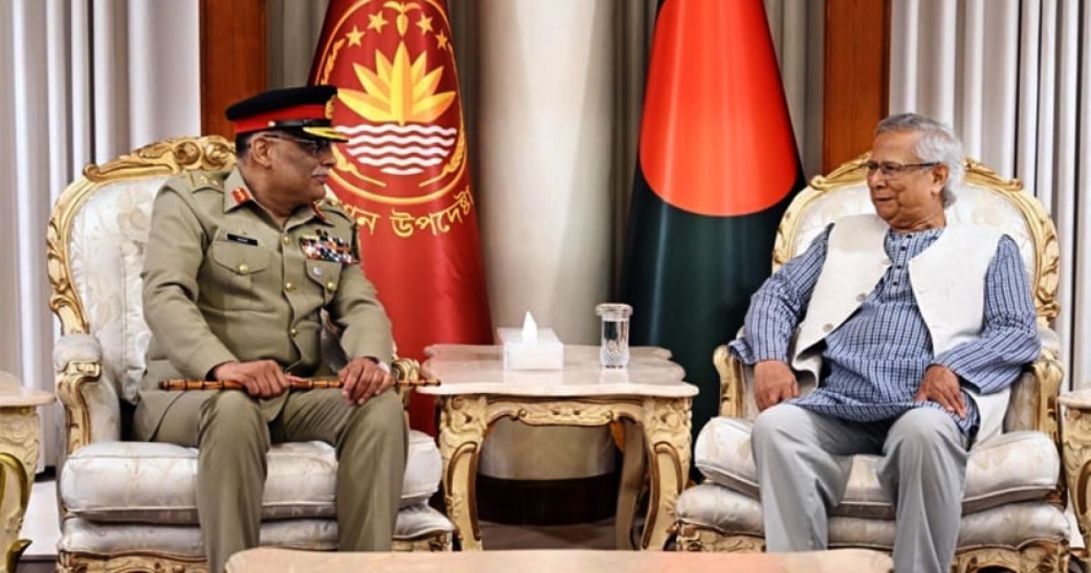 প্রধান উপদেষ্টার সঙ্গে পাকিস্তানের যৌথ বাহিনীর চেয়ারম্যানের সৌজন্য সাক্ষাৎ