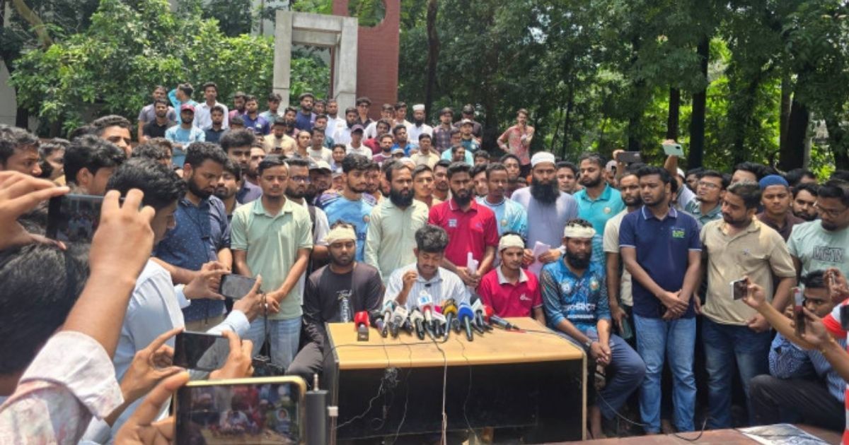 নতুন ভিসি নিয়োগ বাতিলসহ তিন 
দফা দাবিতে ডুয়েটে অচলাবস্থা
