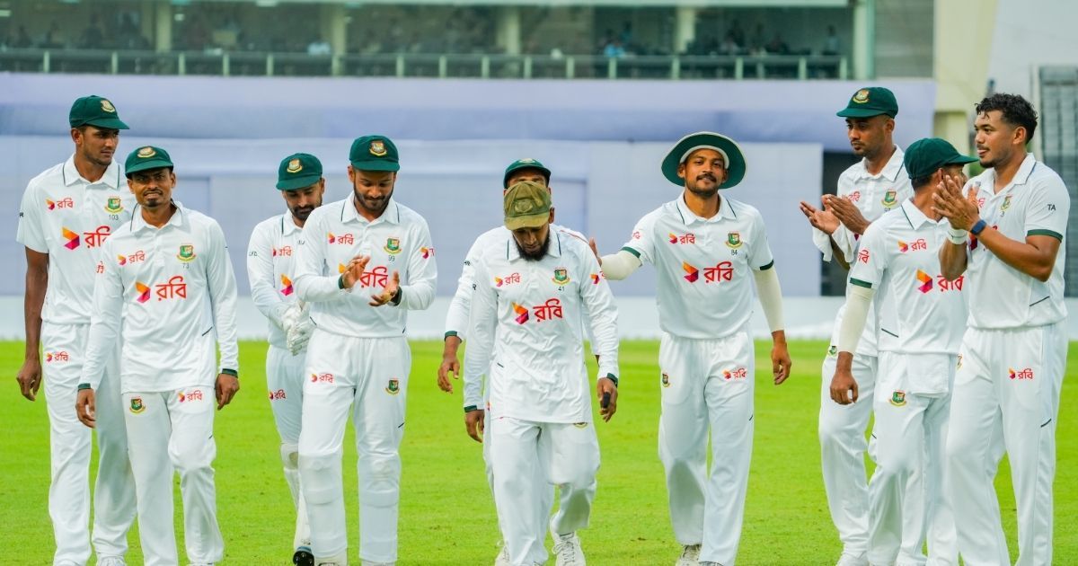 মুশফিকের রেকর্ড সেঞ্চুরিতে লড়াকু পুঁজি, ইতিহাসের মুখোমুখি পাকিস্তান