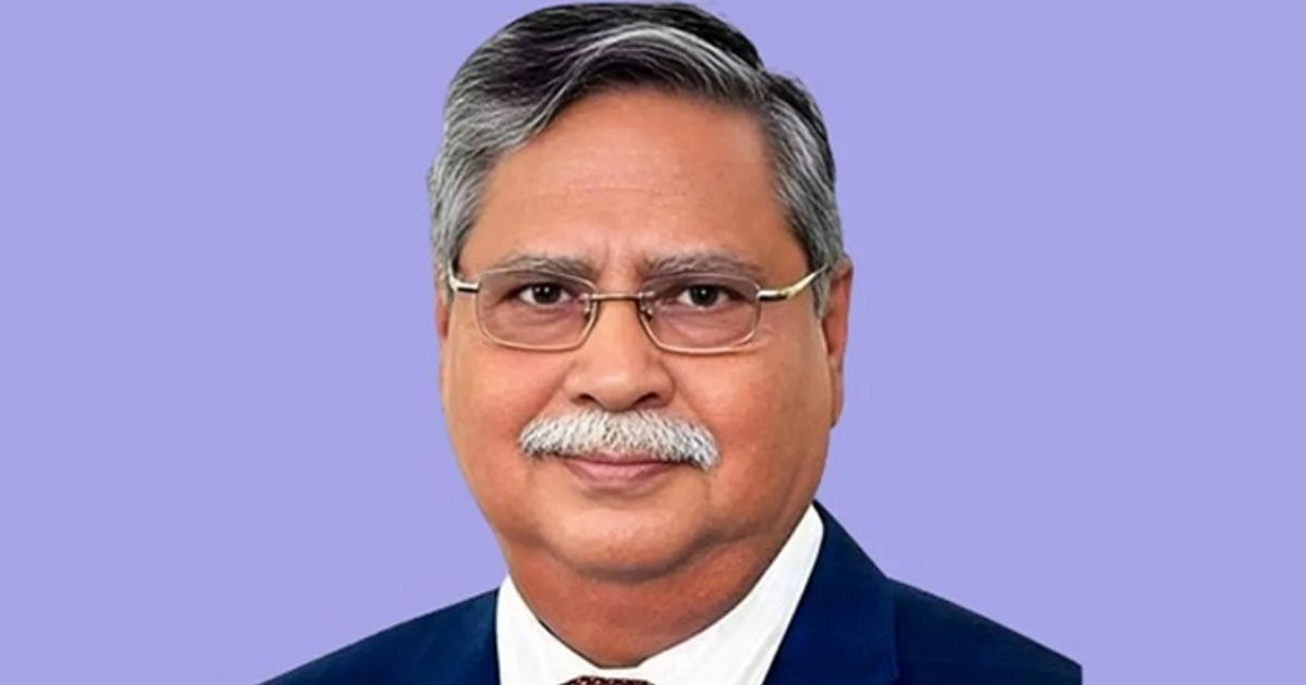 চিকিৎসা শেষে লন্ডন থেকে দেশে ফিরেছেন রাষ্ট্রপতি