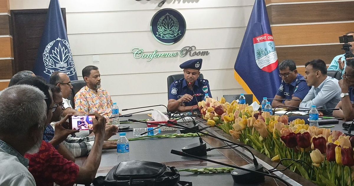 বাগেরহাট প্রেসক্লাব সদস্যদের সাথে নতুন পুলিশ সুপারের মতবিনিময়