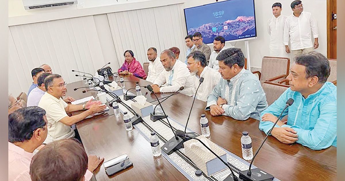 পরিচ্ছন্নতাকর্মীদের ঈদ উপহার দিলেন প্রধানমন্ত্রী