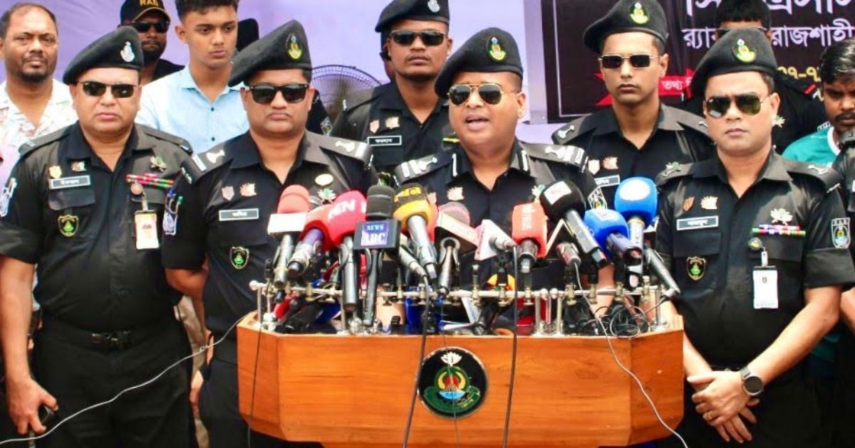 রাজশাহীতে ঈদ-উল-আযহায় জননিরাপত্তায় বিশেষ সতর্ক অবস্থানে র‌্যাব