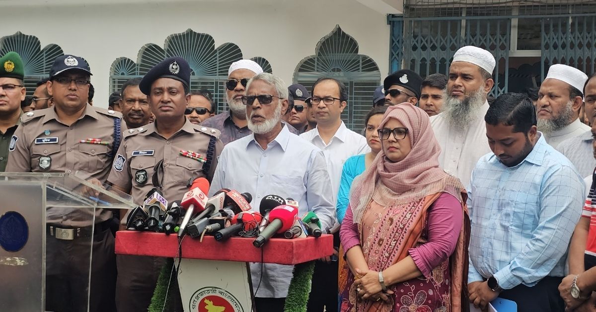 কিশোরগঞ্জের শোলাকিয়া ঈদগাহ ময়দানের প্রস্তুতি সম্পন্ন, সকাল ৯টায় অনুষ্ঠিত হবে ঈদের জামাত