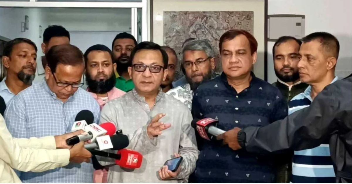 চামড়ার ন্যায্য দাম নিশ্চিতে কঠোর নজরদারির আশ্বাস বাণিজ্যমন্ত্রীর