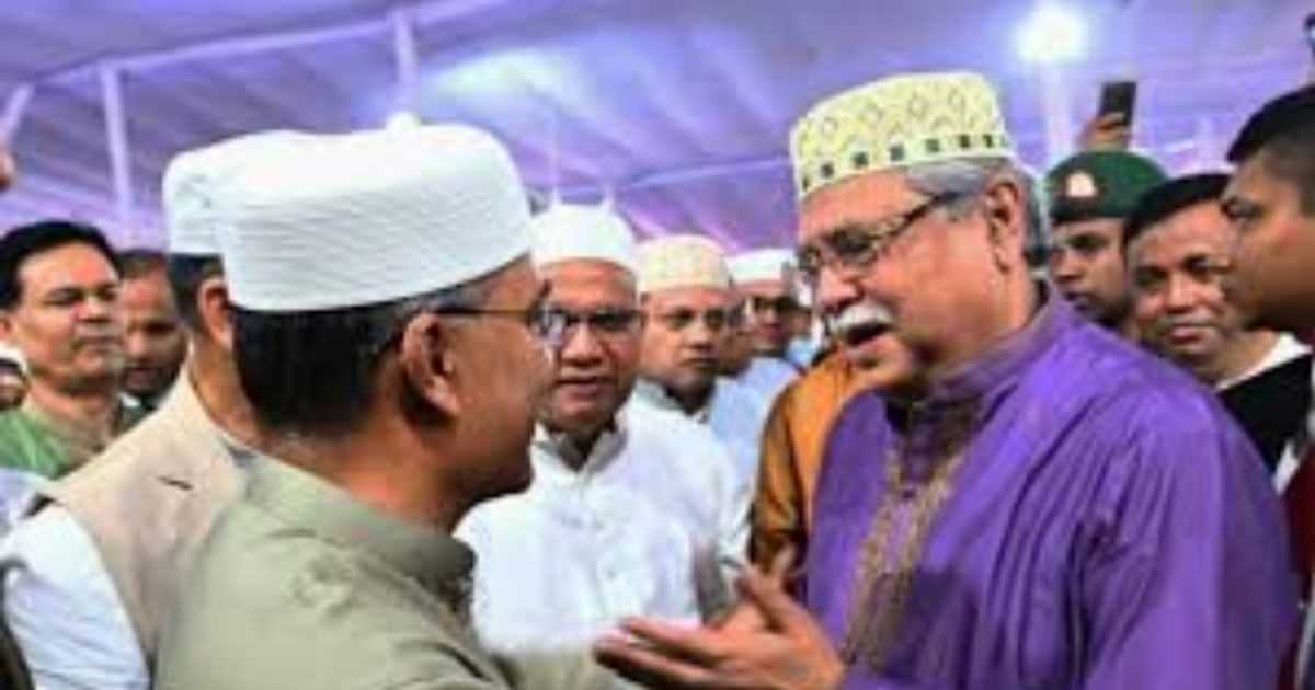 ঈদের নামাজ শেষে রাষ্ট্রপতি ও প্রধানমন্ত্রীর কুশল বিনিময়