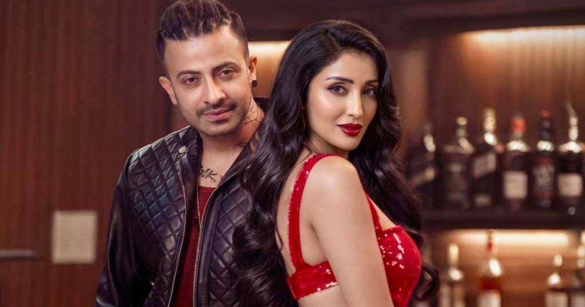 হলফেরা দর্শকদের অভিজ্ঞতায় বৈচিত্র্য: ঈদের সিনেমার হালচাল