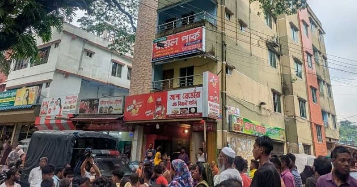 চট্টগ্রামে ‘রয়েল পার্ক’ হোটেলের কক্ষ থেকে দম্পতির লাশ উদ্ধার