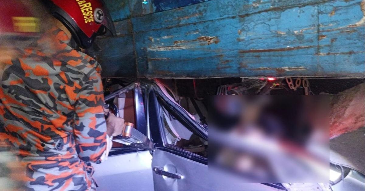 ভাঙ্গায় দাঁড়িয়ে থাকা ট্রাকে প্রাইভেটকারের ধাক্কা, নিহত ৫