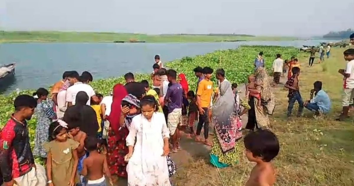 পাবনায় পদ্মা নদী থেকে কিশোরীর বস্তাবন্দি মরদেহ উদ্ধার